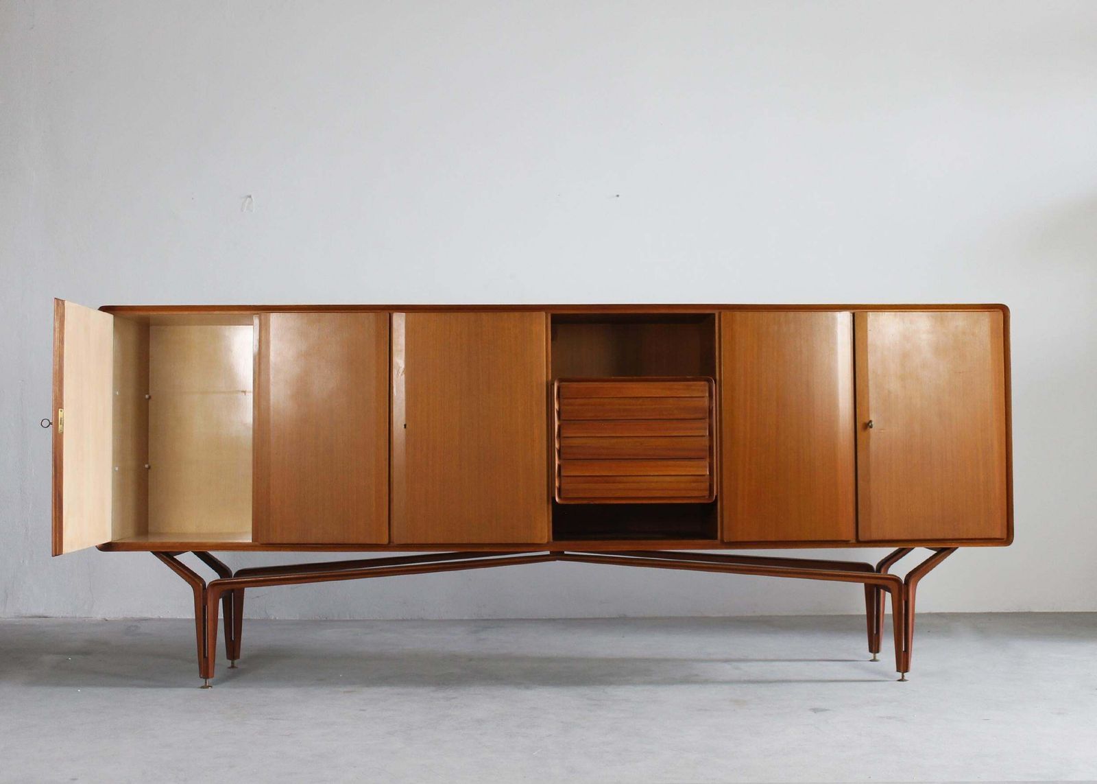 Sideboard In Wood And Brass By Galleria Mobili D'arte Italy 1950s photo for sale