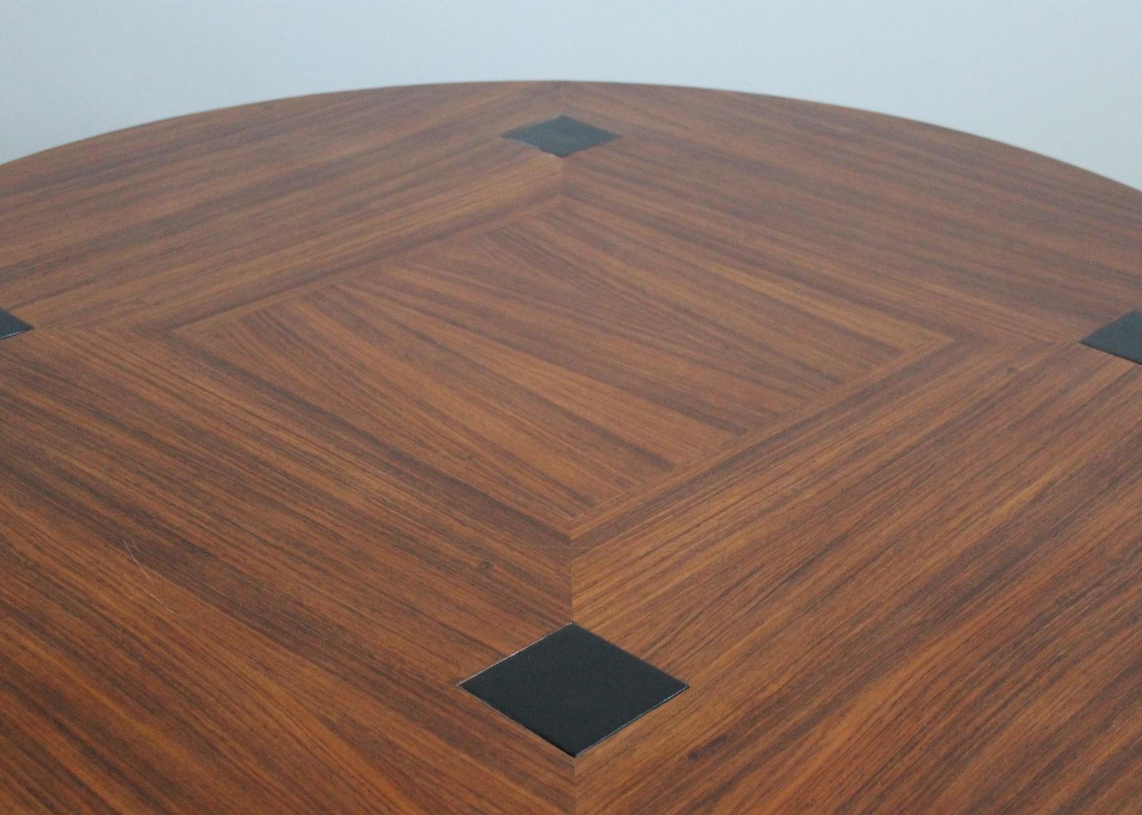 Ettore Sottsass T72 Round Table In Wood And Brass By Poltronova 1950s photo vinterior