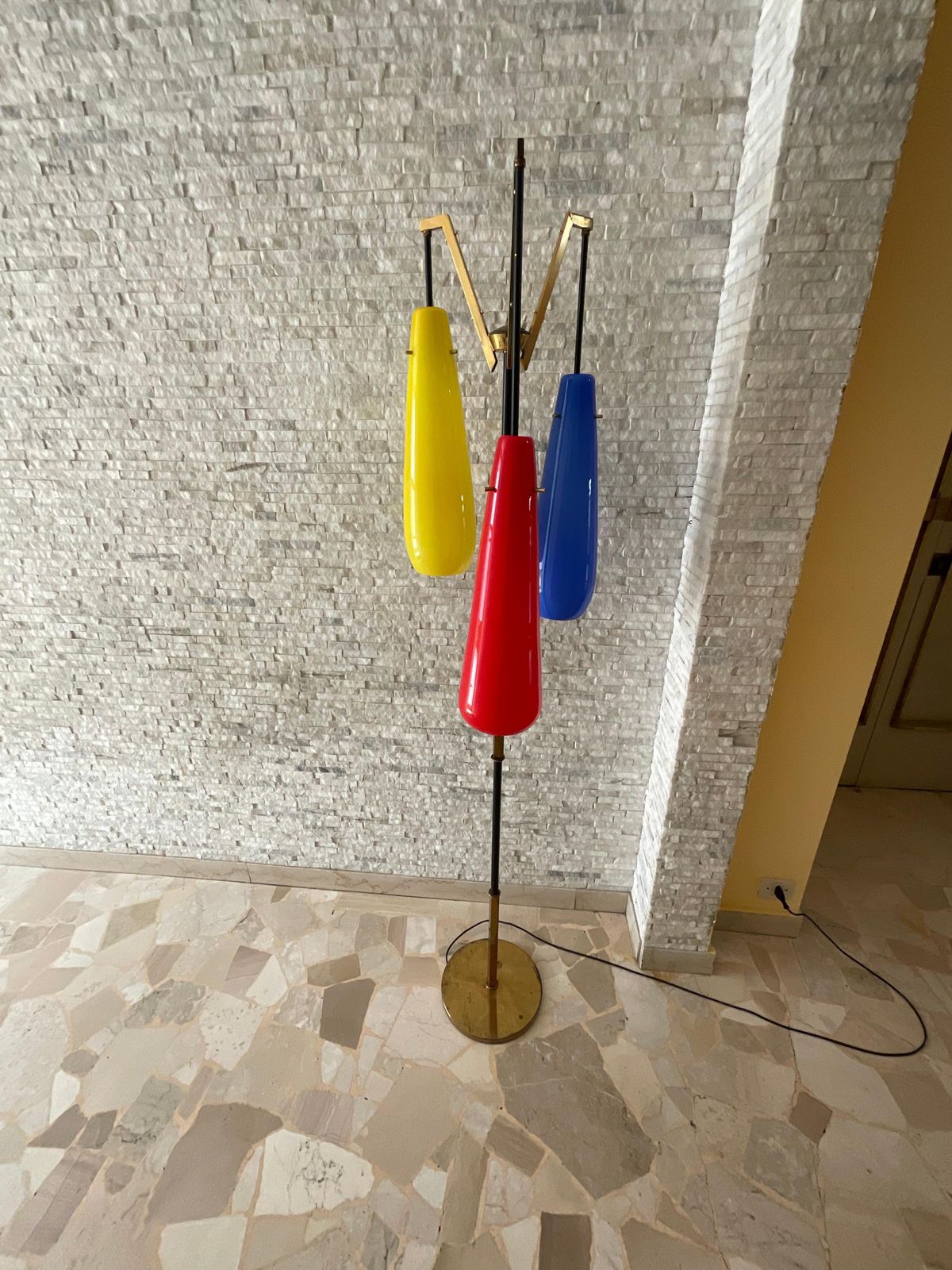 photo furniture Stilnovo (Attribuita)   Lampada Da Terra Con 3 Vetri Di Murano   Italia 1960
