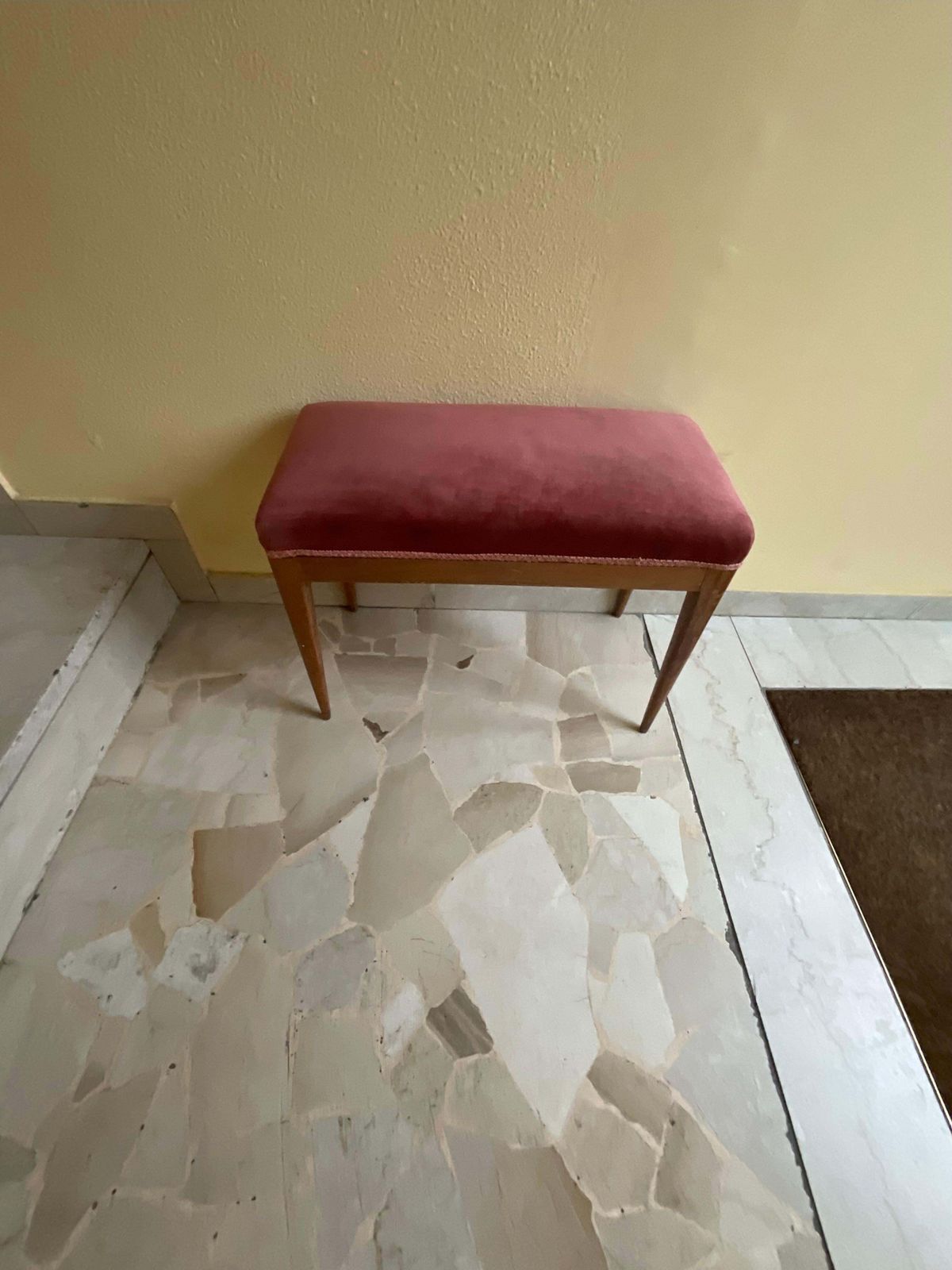 photo furniture Giio Ponti   Walnut Bench, Pink Velvet   Made In Italy 1940s