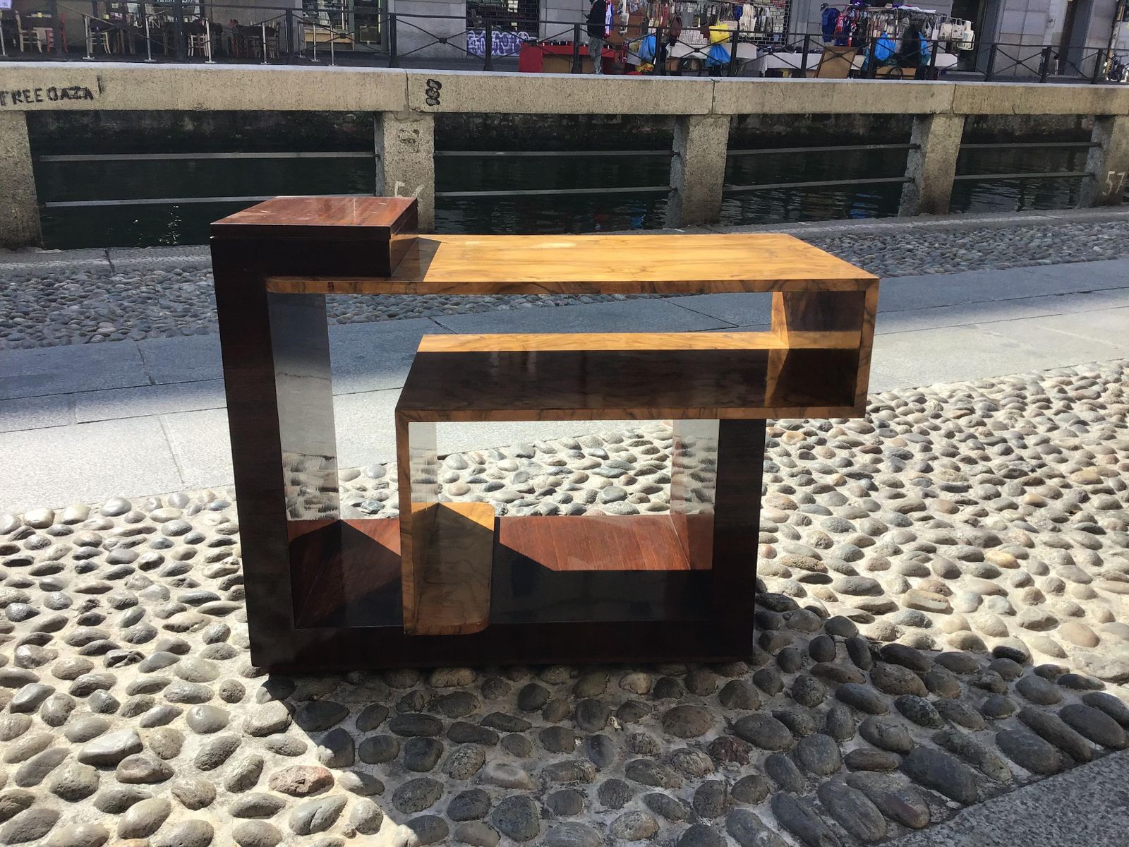 photo vintage Osvaldo Borsani  Coffe Table/Etagere/Secretaire Wood Brass 1940 Italy