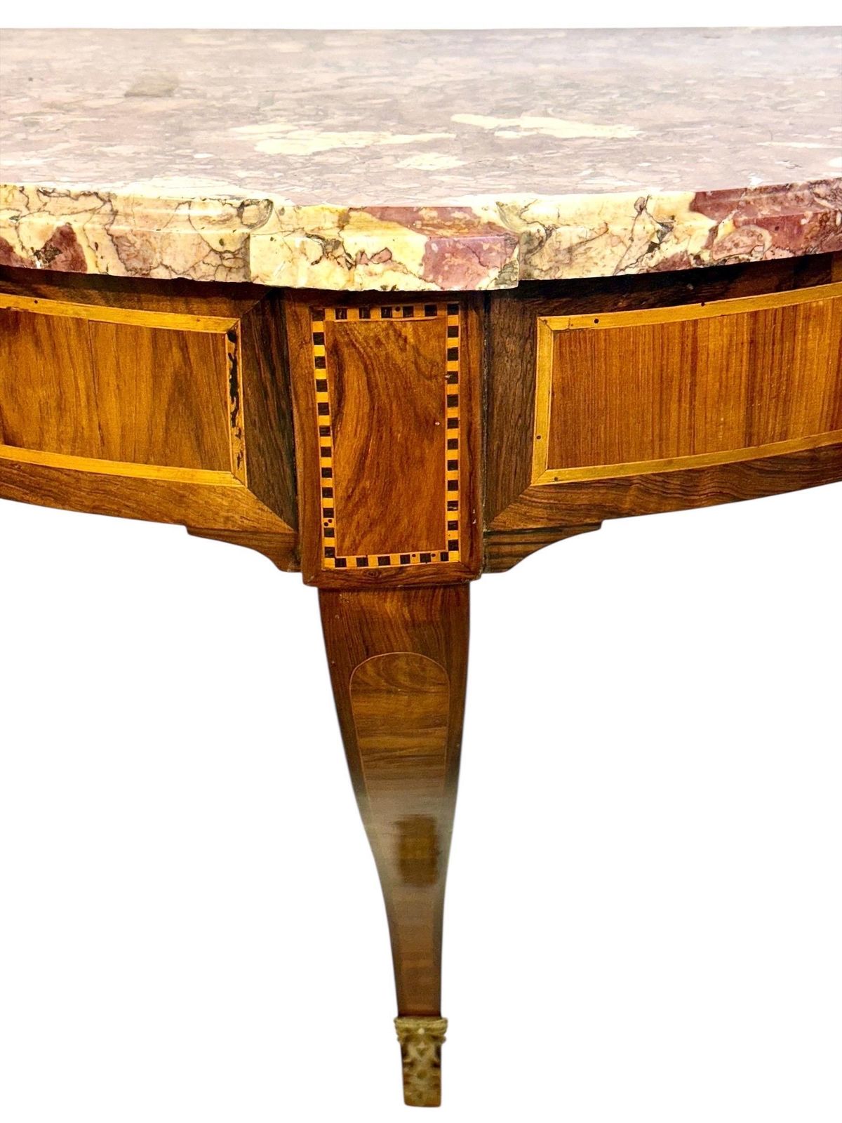 photo vinterior 18th Century French Neoclassical Wall Console With Marble Top