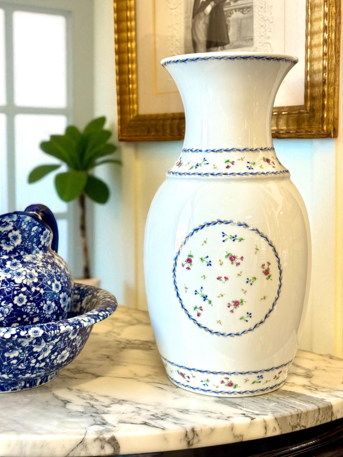 Limoges Porcelain Vase, Comte D'artois Bleu Pattern, 18th Century Design photo furniture