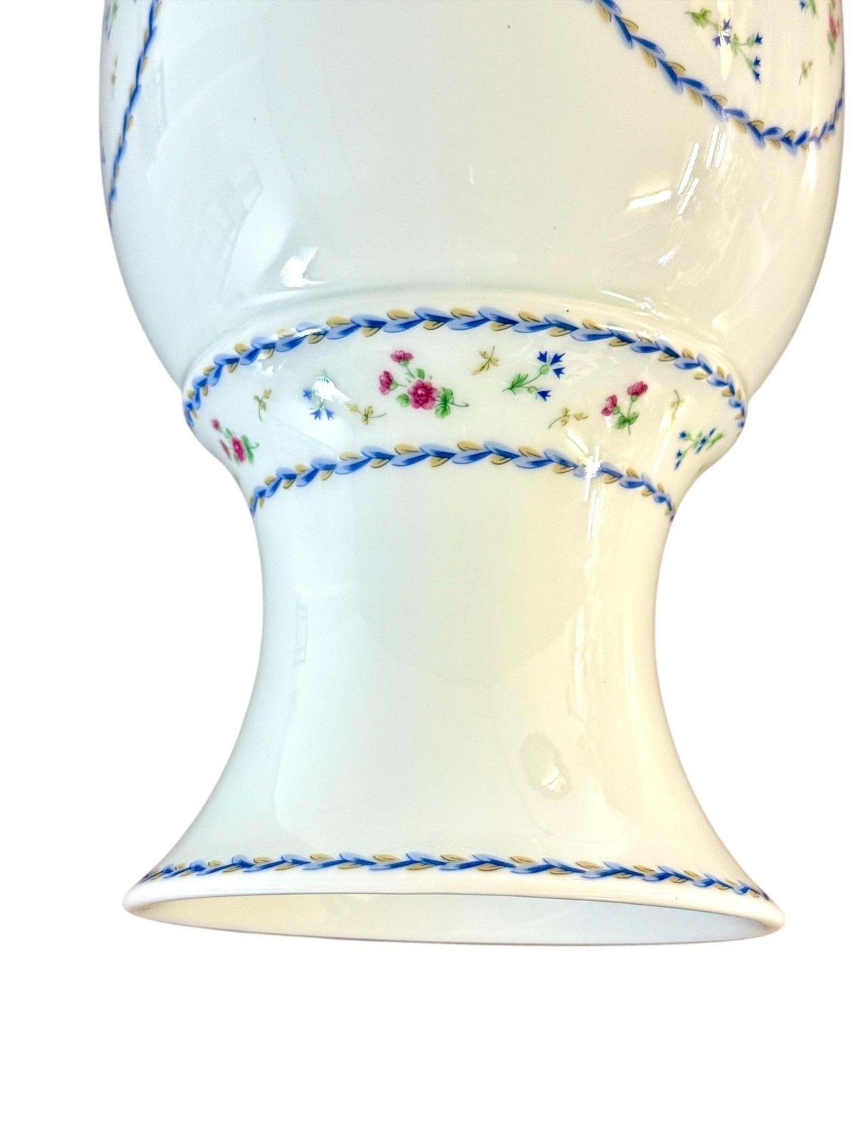 Limoges Porcelain Vase, Comte D'artois Bleu Pattern, 18th Century Design photo vintage