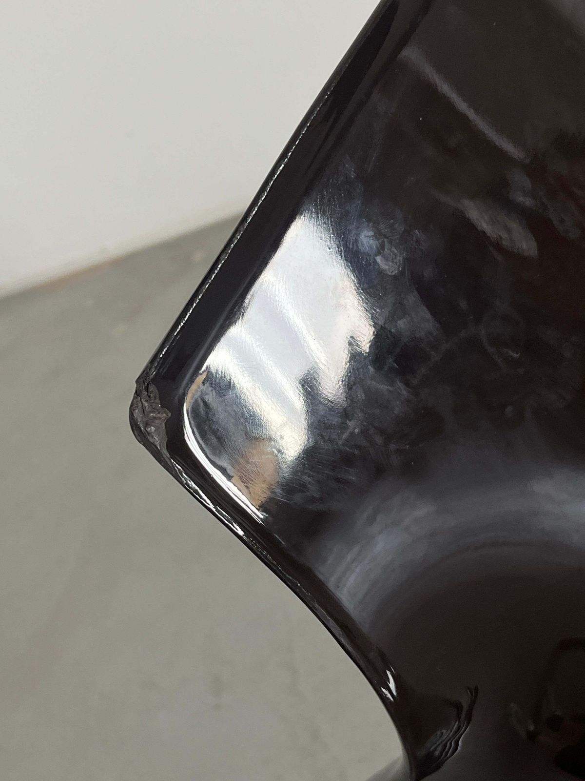 photo vinterior 1 Of 4 Dark Brown 'Gaudi' Chairs, Vico Magistretti For Artemide, Early Model