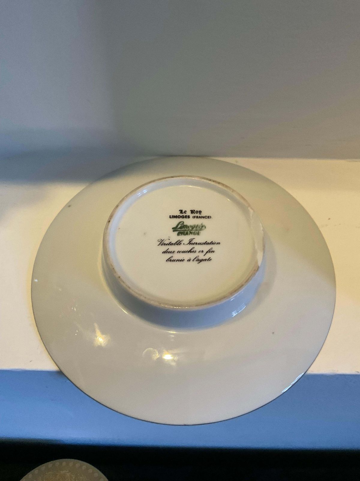 photo vinterior Limoges Porcelain   Container With 2 Handles, Lid And Plate , Gold Glaze