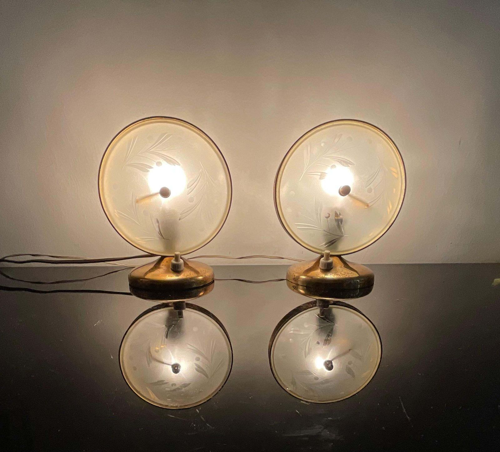 Fontanarte   Pietro Chiesa   Pair Of Lamps 1950s photo furniture