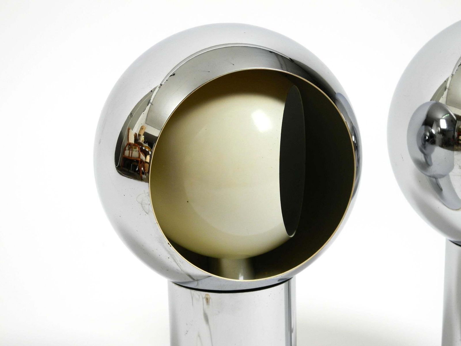 Pair Of Beautiful Large Mid Century Space Age Chrome Table Lamps   Made In Italy photo buy