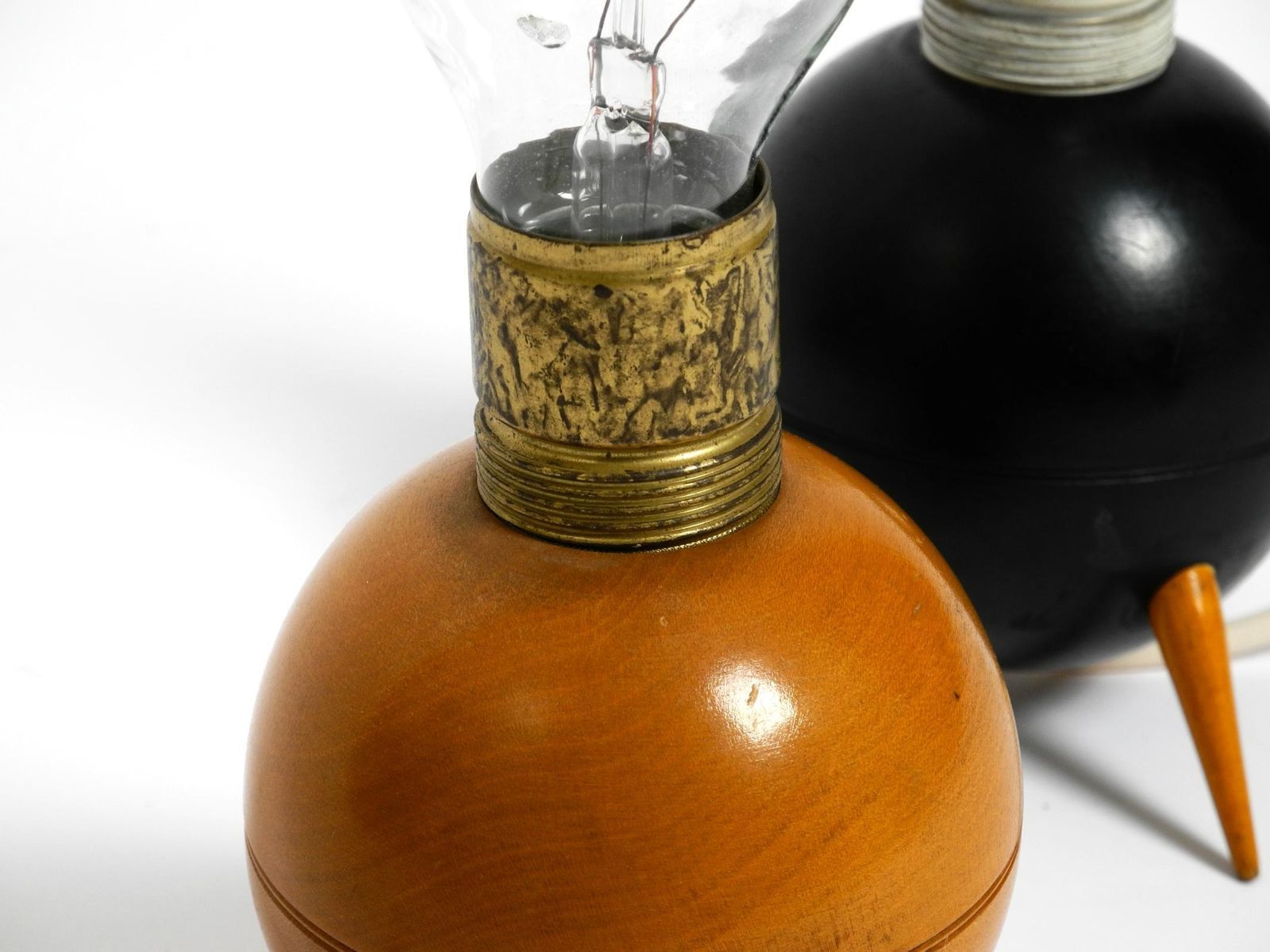 Pair Of Beautiful Small Mid Century Modern Tripod Wooden Table Lamps photo vintage