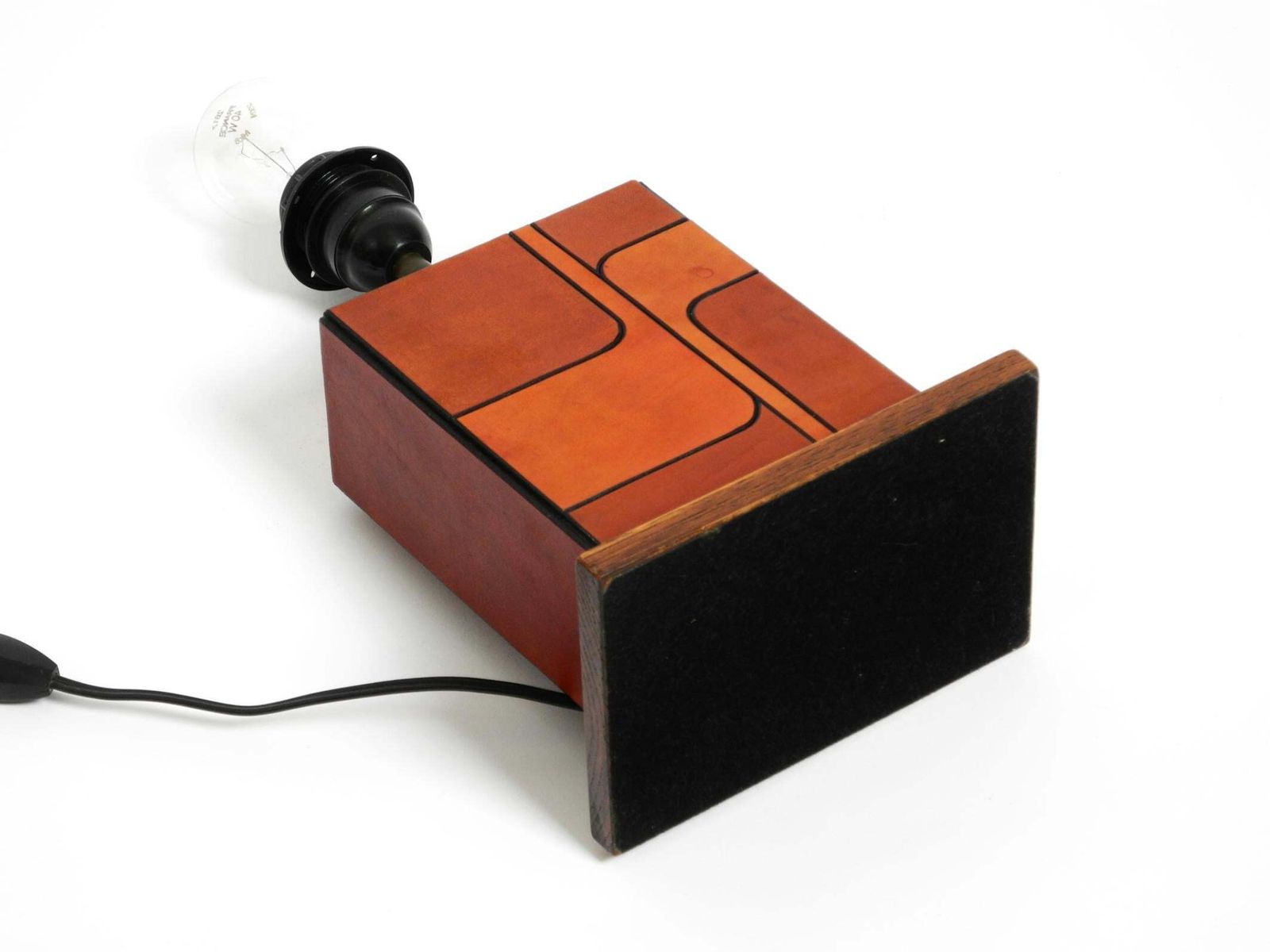 photo furniture Italian 1960s Table Lamp Made Of Wood And Leather With Paper Straw Lampshade
