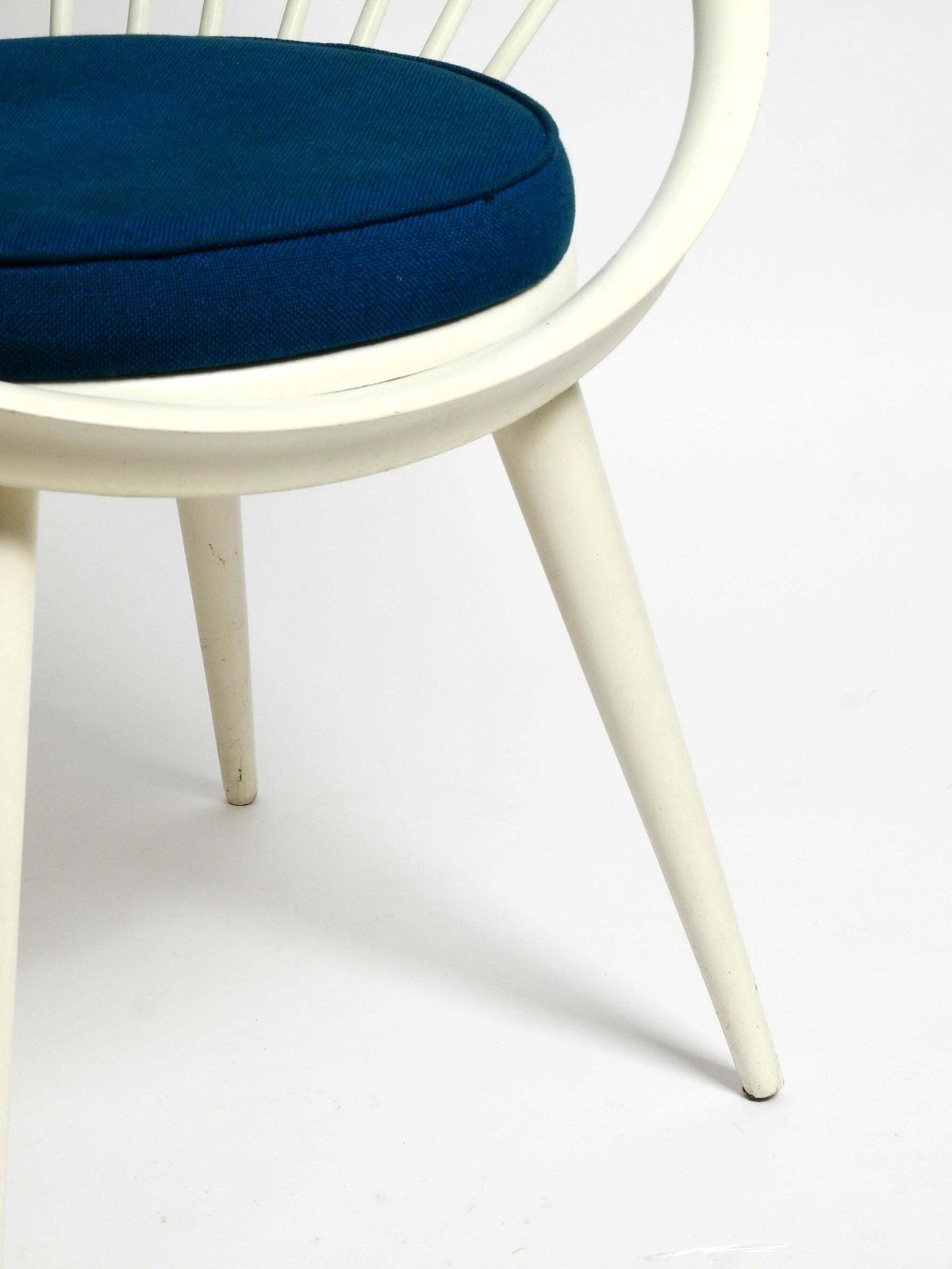 photo vinterior Beautiful Rare Original 1950s Yngve Ekström Circle Chair For Swedese