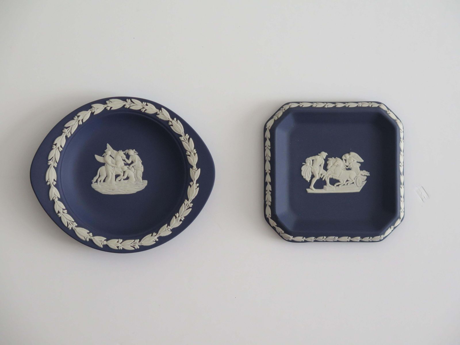 Two Wedgwood Jasperware Jewelry Dishes With Neoclassical Design, 20thc photo for sale
