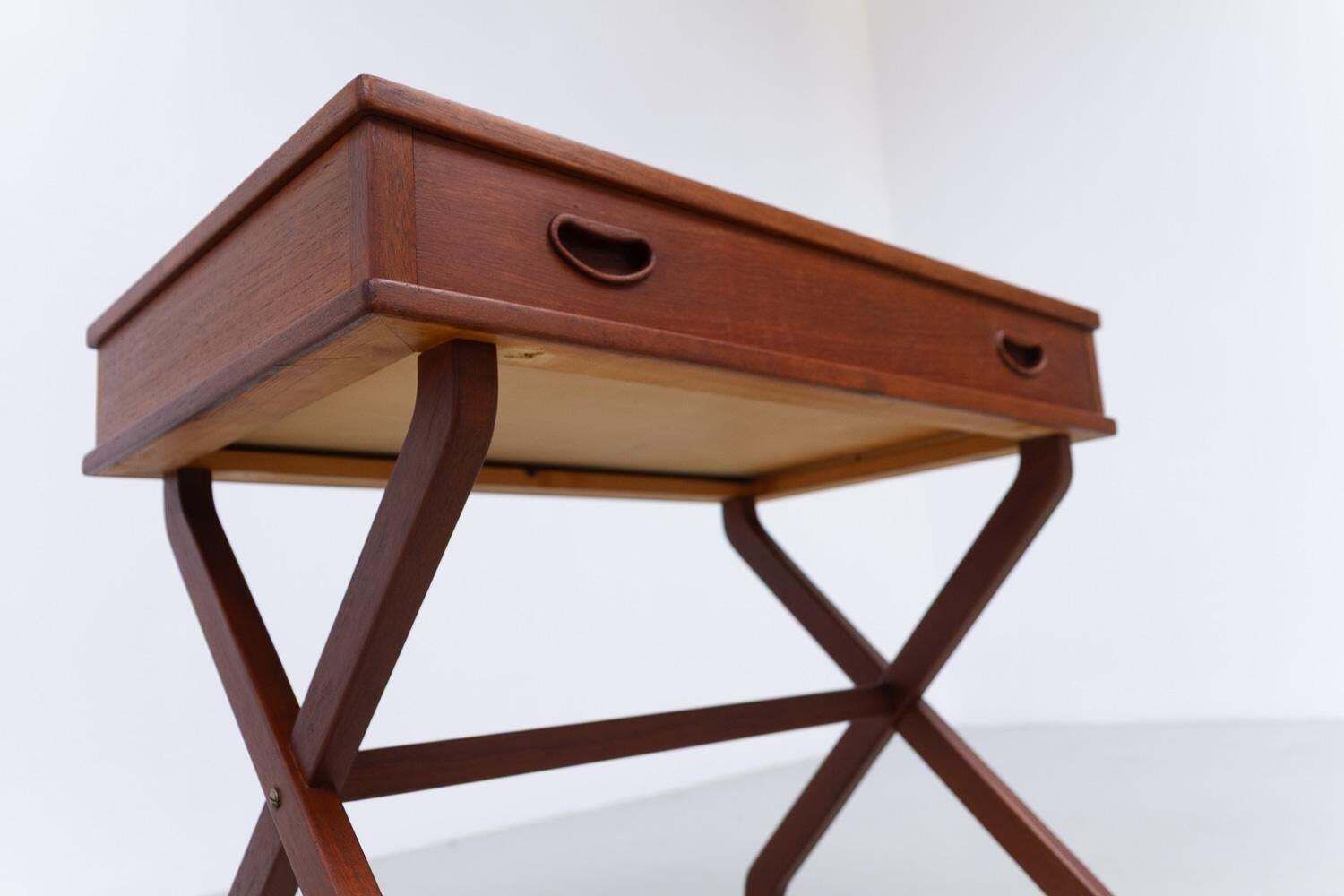 photo vintage Danish Teak Side Table With Drawer, 1960s.
