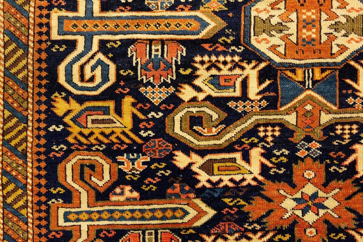 photo furniture Caucasian Rug Perpedil Ram's Horns