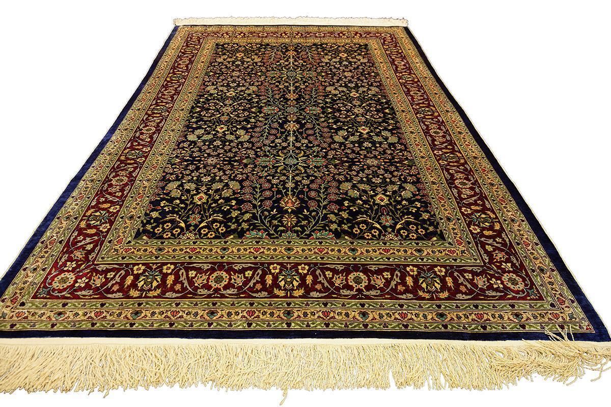 Hereke Rug Silk photo for sale