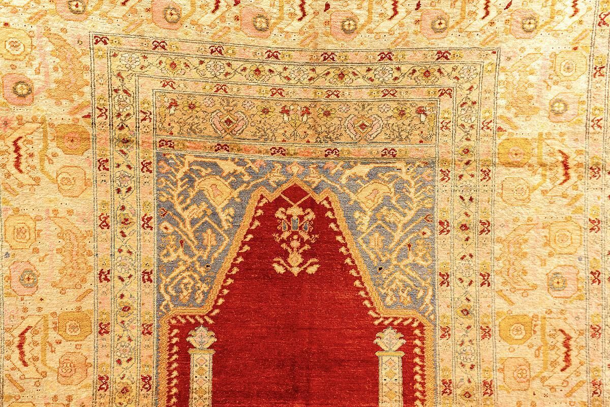 photo furniture Turkish Rug Ghiordes