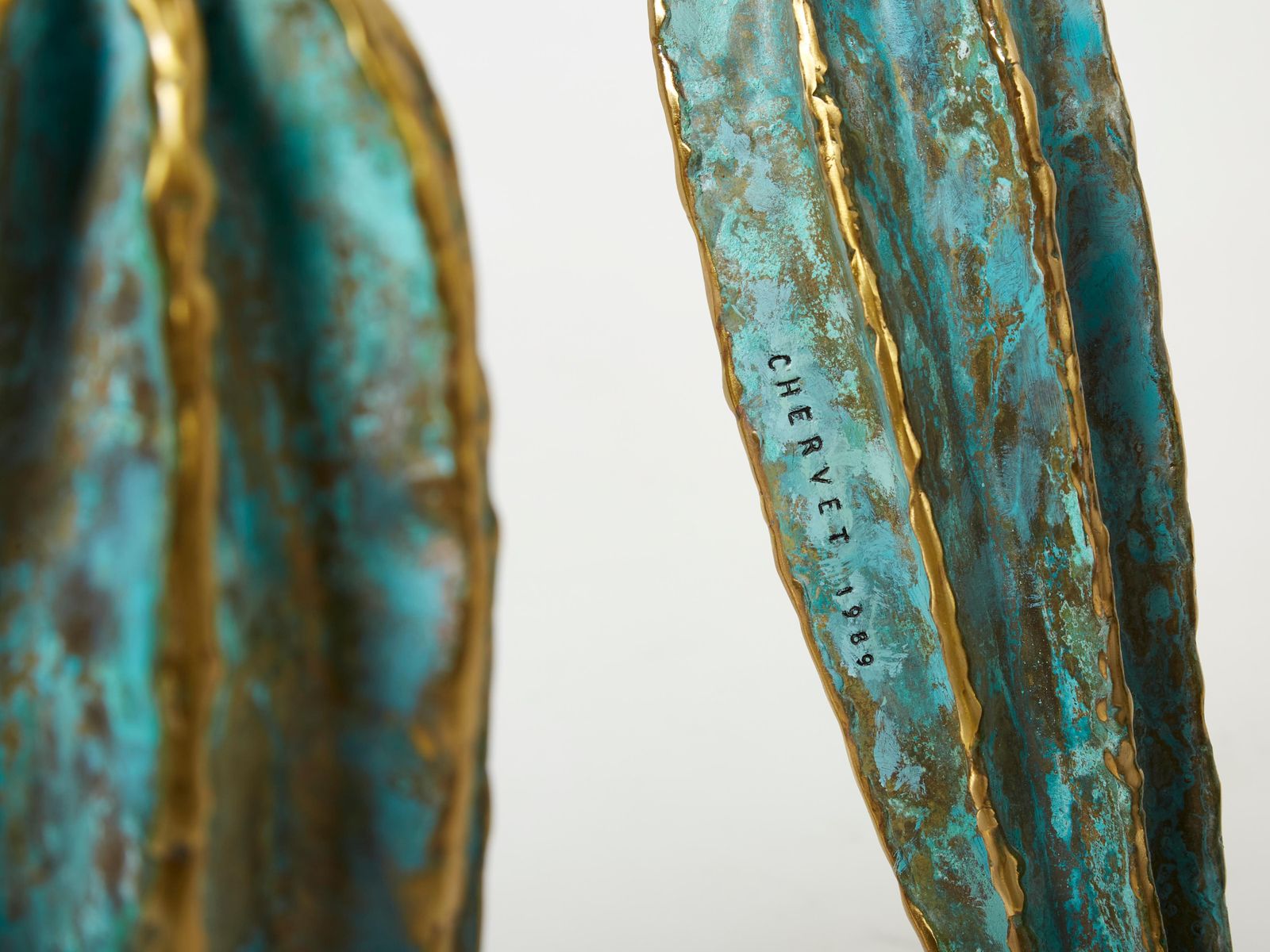 photo for sale Console Alain Chervet en laiton et bronze, cactus et perroquet, 1989