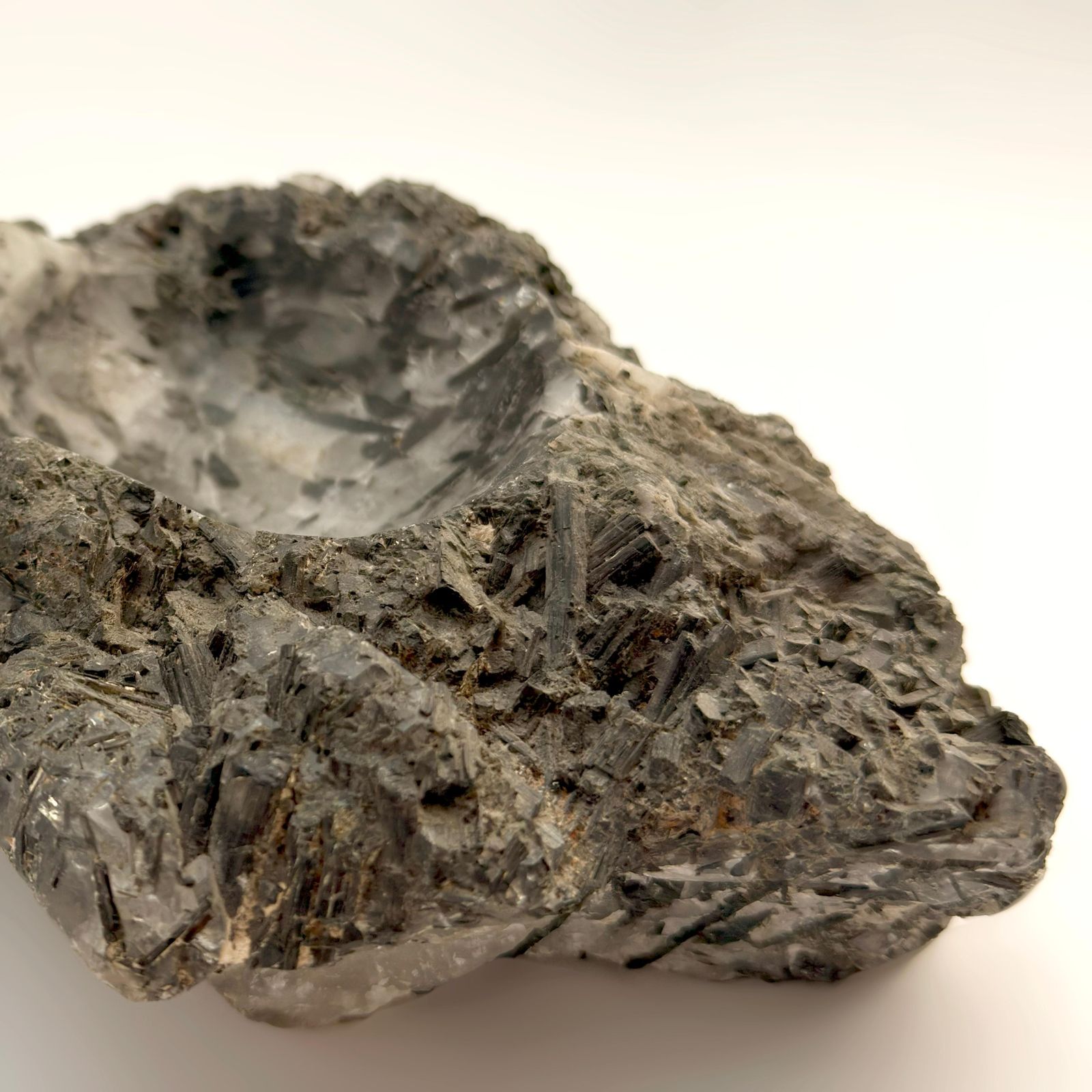Raw Quartz Crystal Bowl With Black Tourmaline Inclusions, Brazil photo vinterior