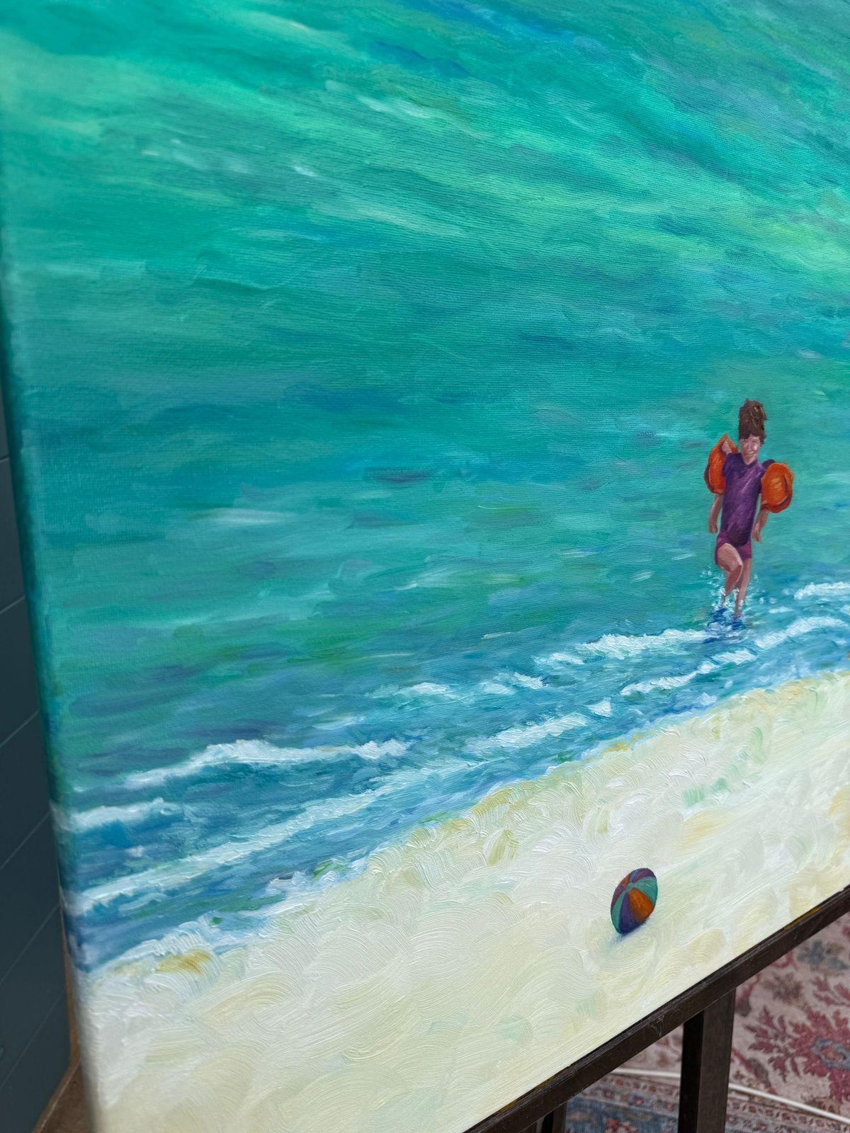photo vinterior Bernadette Van Baarsen Blue And Yellow Beach Scene In Oil On Linen. 'Ballon De Plage No.1'2025