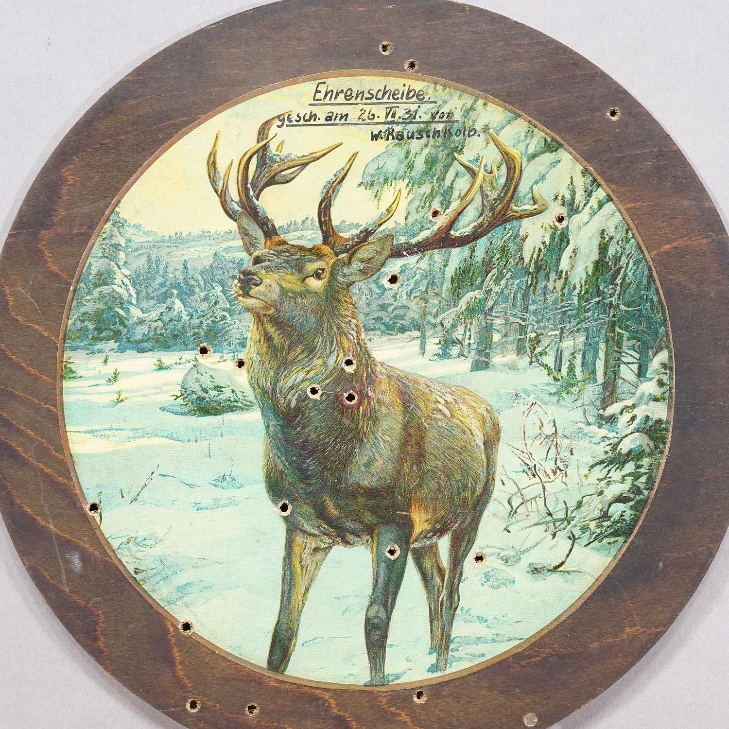 Antiek ereschietschijf Hert in Winter 1931 photo furniture