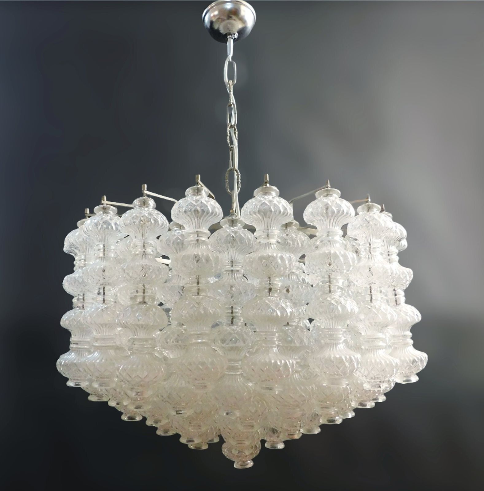 Murano Bussolotti Chandelier By Seguso photo vinterior