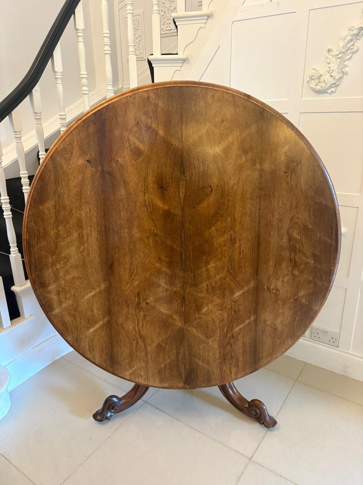 Antique 19th Century Quality Carved Rosewood Circular Dining Table photo furniture