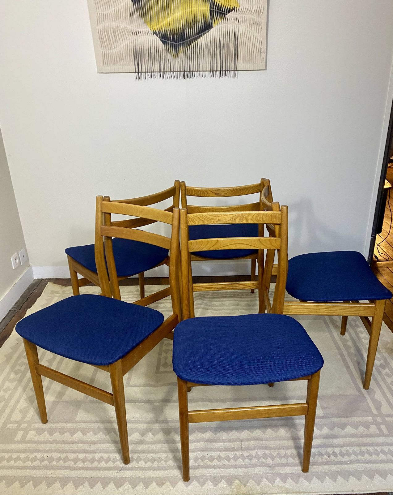 photo vinterior Set Of 5 Scandinavian Chairs From The Year .