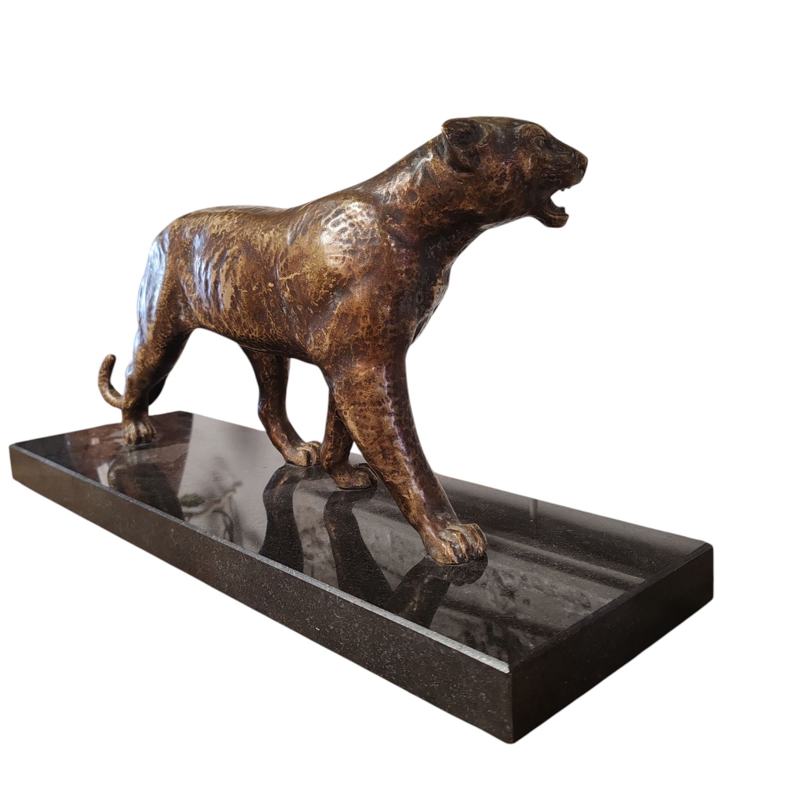 Sculpture en bronze Art déco. photo Art