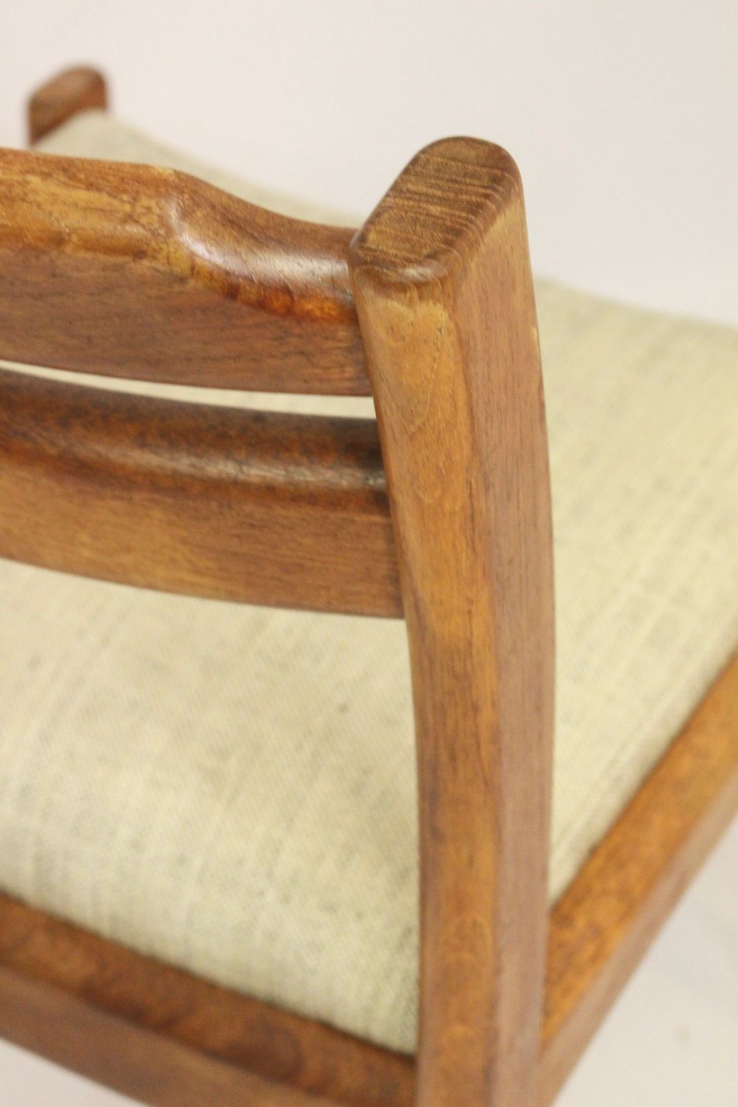 photo vinterior Set Of 4 Dyrlund Chairs From The 60s In Teak