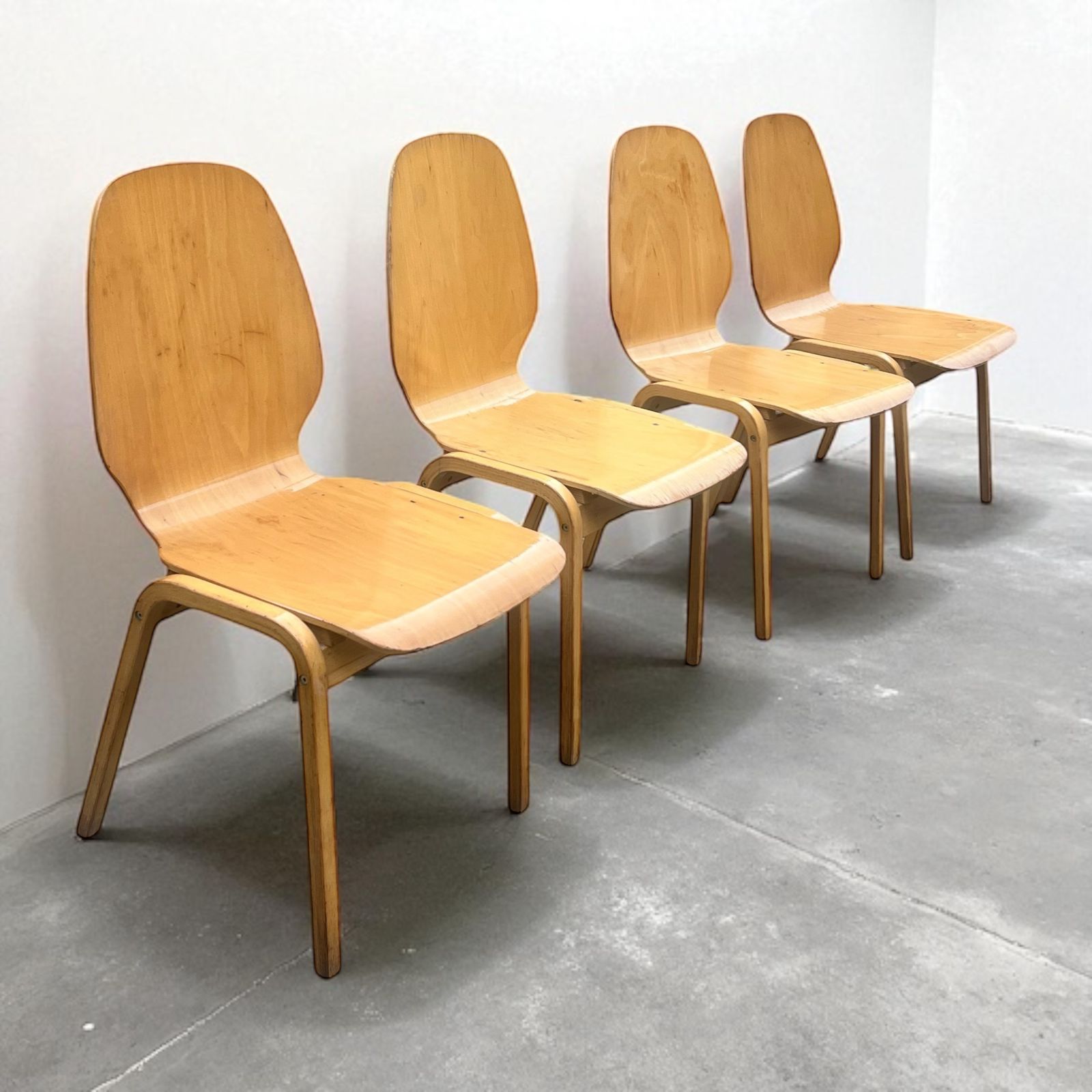 Mid Century Set Of Four Beech & Bentwood Ply Chairs