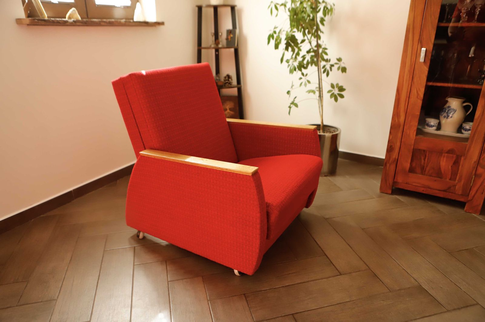 photo furniture Rondo Convertible Armchair, 1980s
