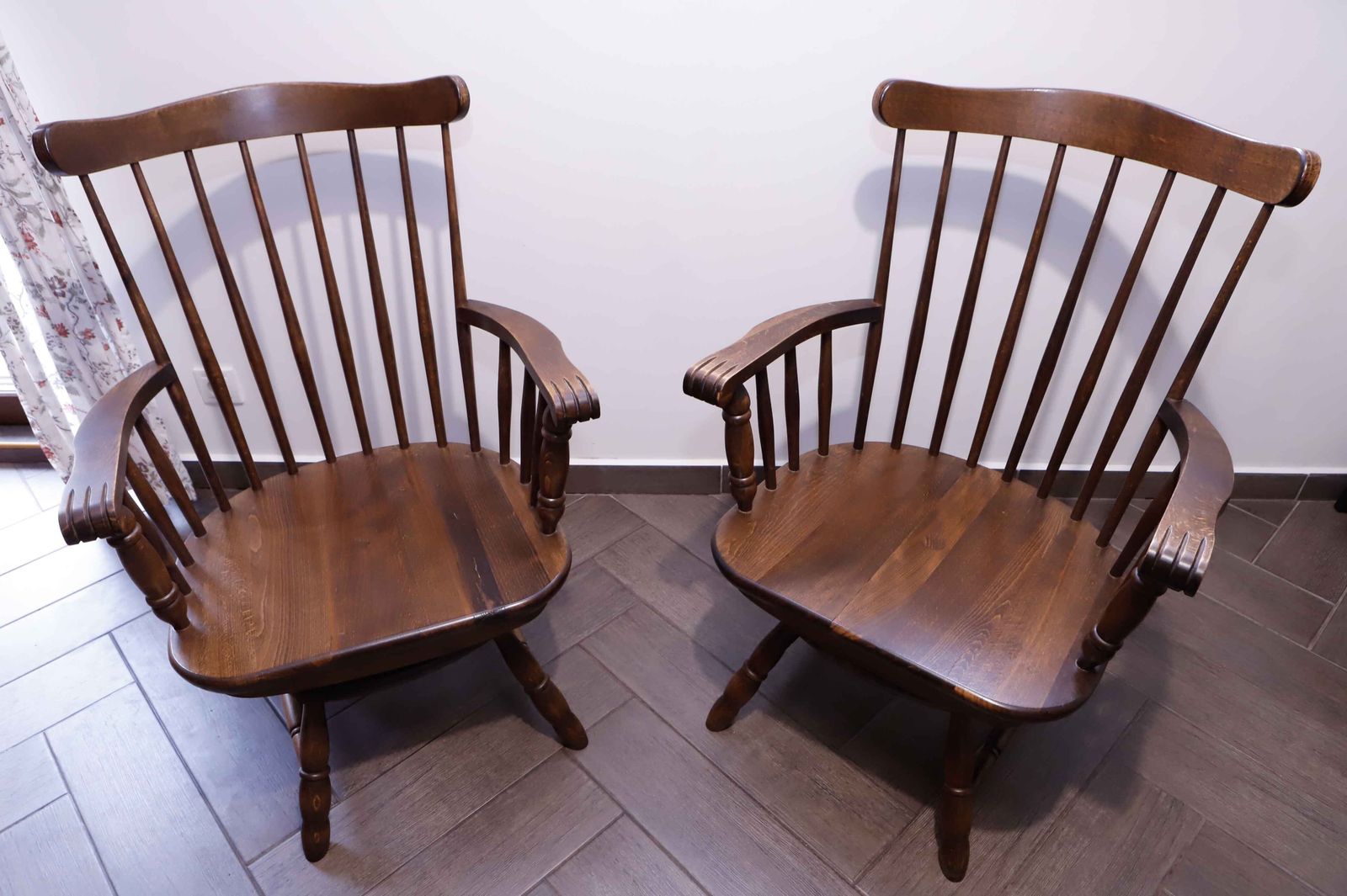 Set Of Two Wooden Armchairs With Auto Return Mechanism