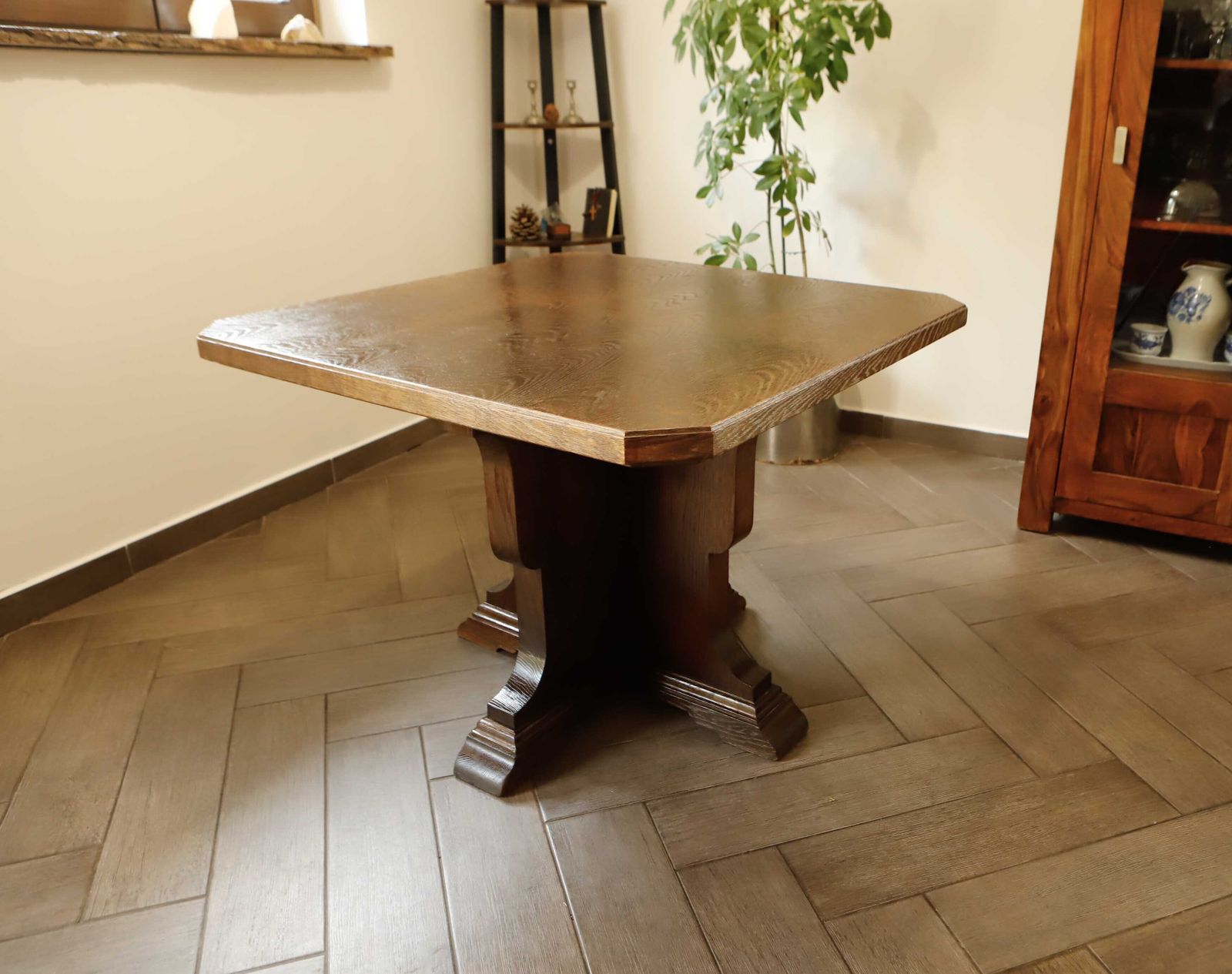 Rustic Oak Table With Central Base