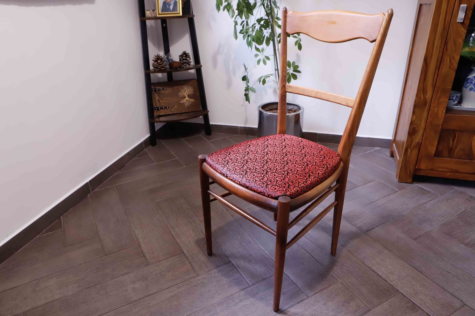 Set Of Retro Dining Chairs – Dřevotvar Jablonné Nad Orlicí photo 335.0