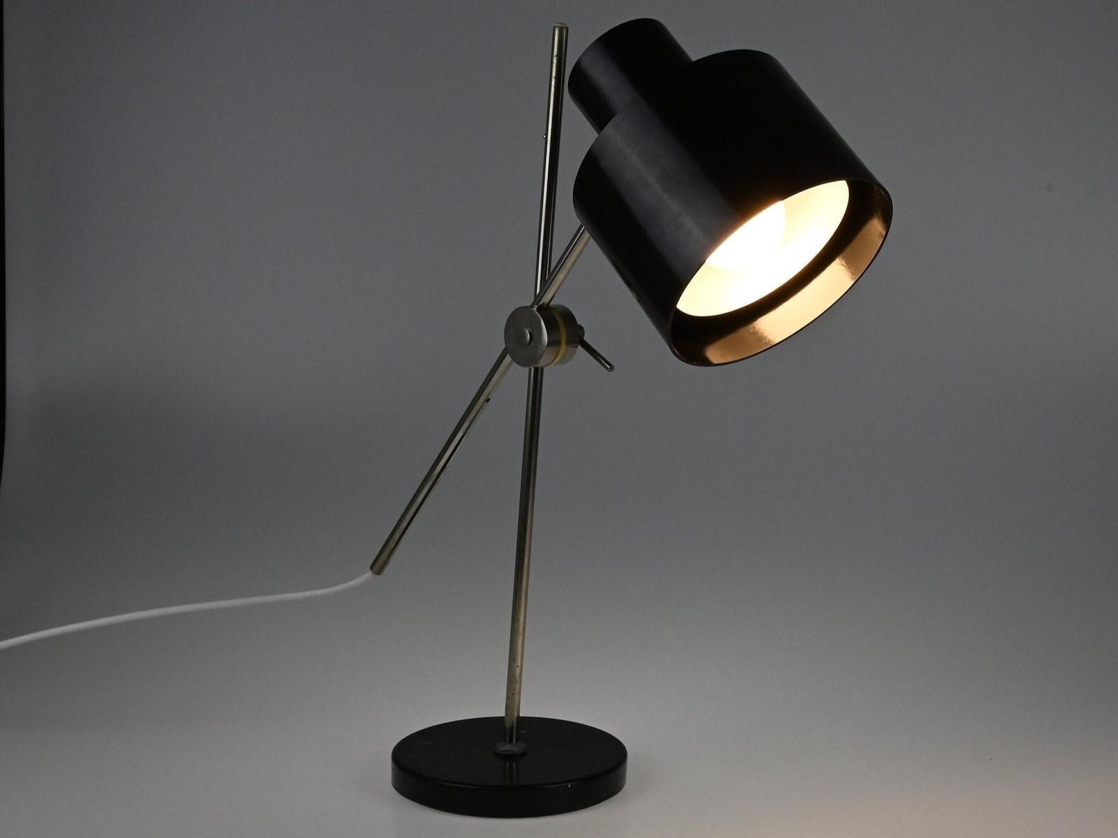Industrial Lamp, Bakelite Lamp, Desk Lamp, Table Lamp, Architect Lamp, Vintage Lamp, Industrial Lighting, Office Lamp, Mid Century Modern photo vintage