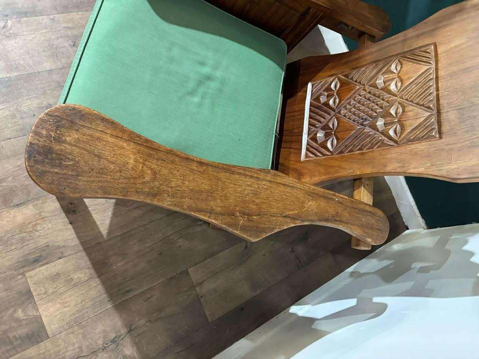 Adjustable Decorative Chair With Tribal Inspired Carvings photo Furniture