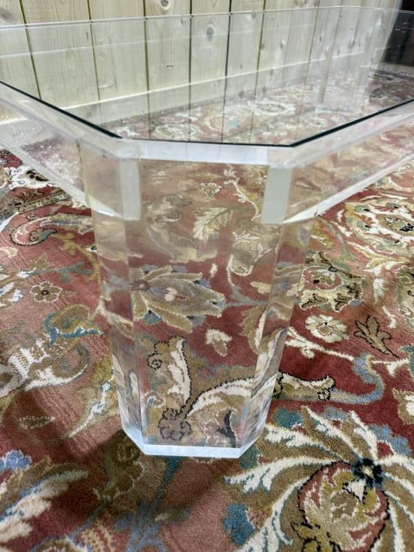 Table Basse En Altuglas Et Verre photo for sale