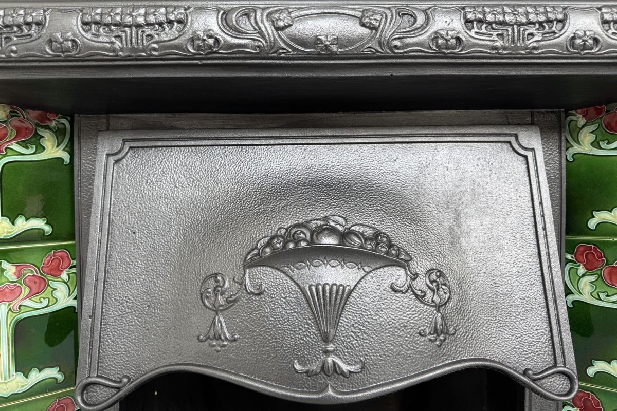 Antique Edwardian Art Nouveau Cast Iron Fireplace Grate photo vinterior