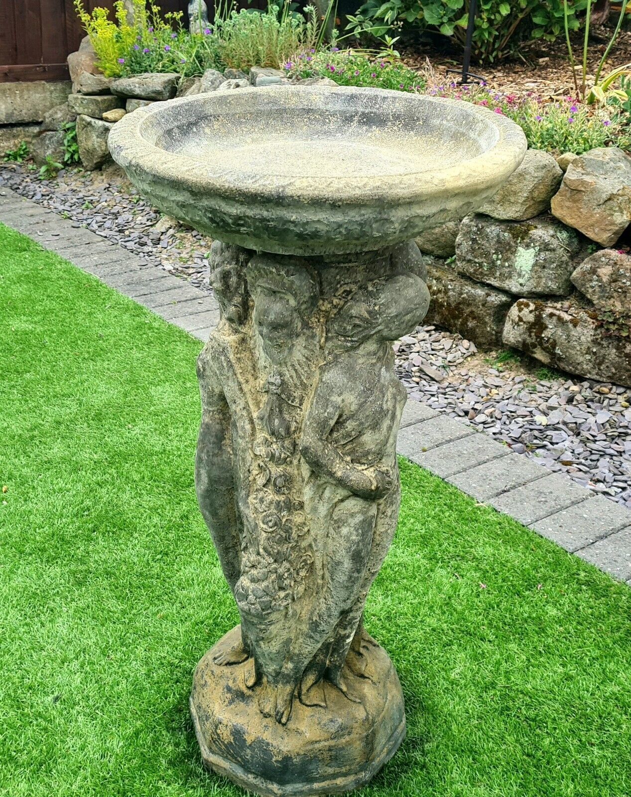 Superb Vintage 3 Graces Bird Bath English Country Stone 0181. photo 295.0