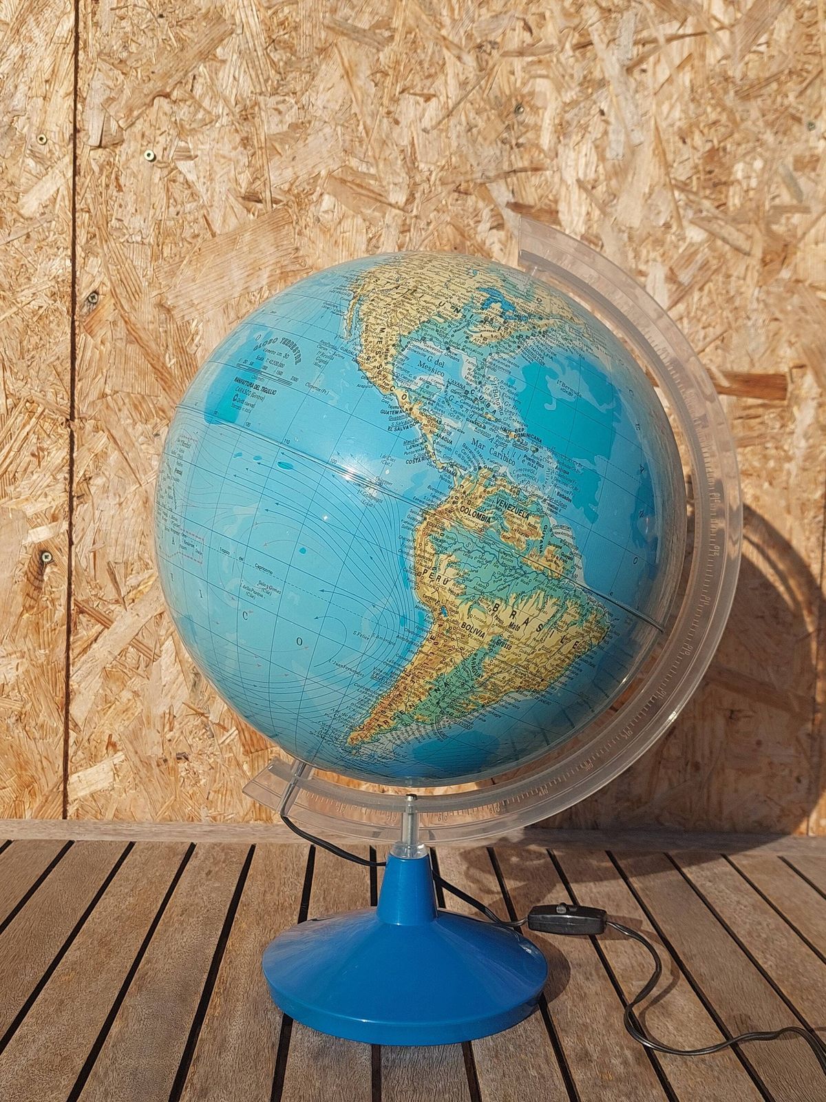 Vintage Globe /Vintage Globe Of The World Lamp/ Mid Century Globe / Vintage Table Lamp / Mid Century Globe Table Lamp /Italy / 1980's photo 178.0