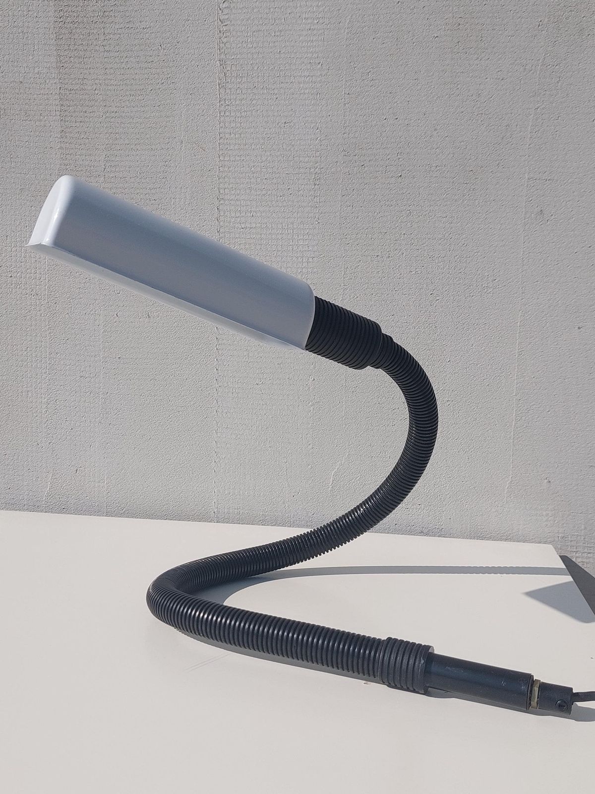 photo furniture Veneta Lumi / Veneta Lumi Z1 90 / Italian Table, Desk Lamp / Italian Designer Table, Desk Lamp / Lamp Of Various Shapes / Italy / Mcm /80's