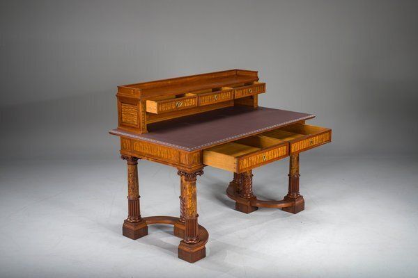 photo vintage Wilhelmine Secretary In Walnut & Exotic Veneer With Leather Top