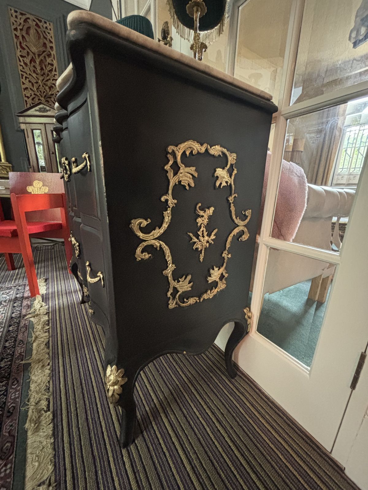 Ebonised Serpentine Fronted French Drawers With Marble Top And Gilt Decorations photo 625.0