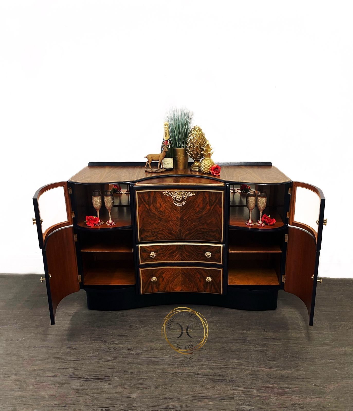 photo vinterior Beautility Navy Blue Gold Walnut 1950s Cocktail Cabinet