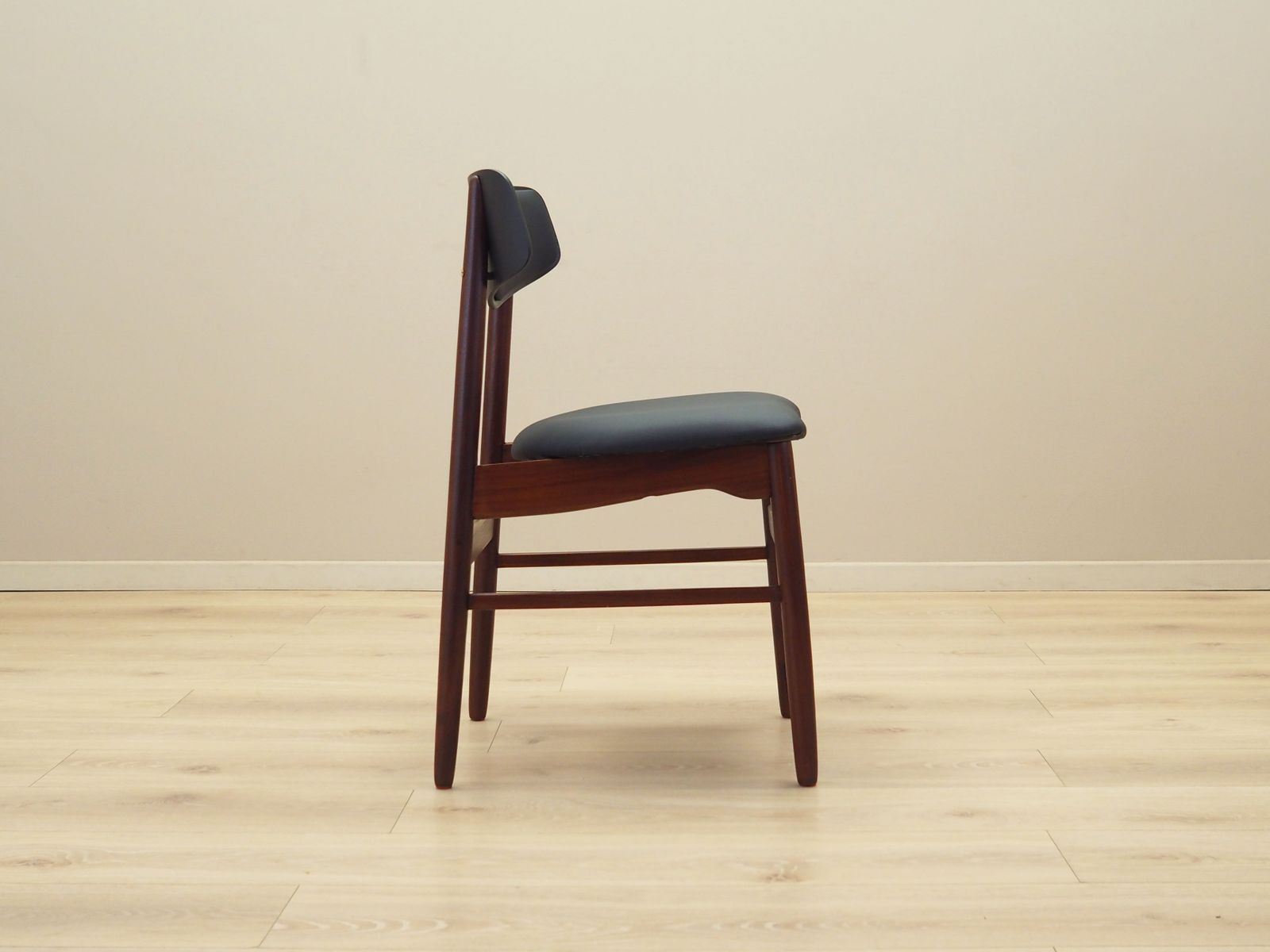 photo buy Set Of Four Teak Chairs, Danish Design, 1960s, Production: Denmark