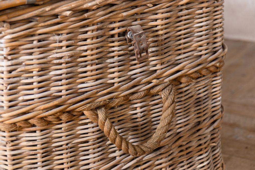 Vintage 1930's Wicker Laundry Basket photo 525.0