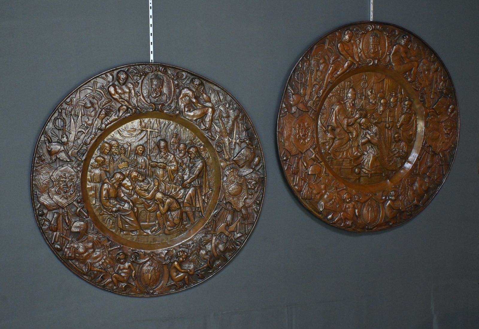 Pair Of Important “Charlemagne” Embossed Copper Trays – Late 19th Century photo 1110.0
