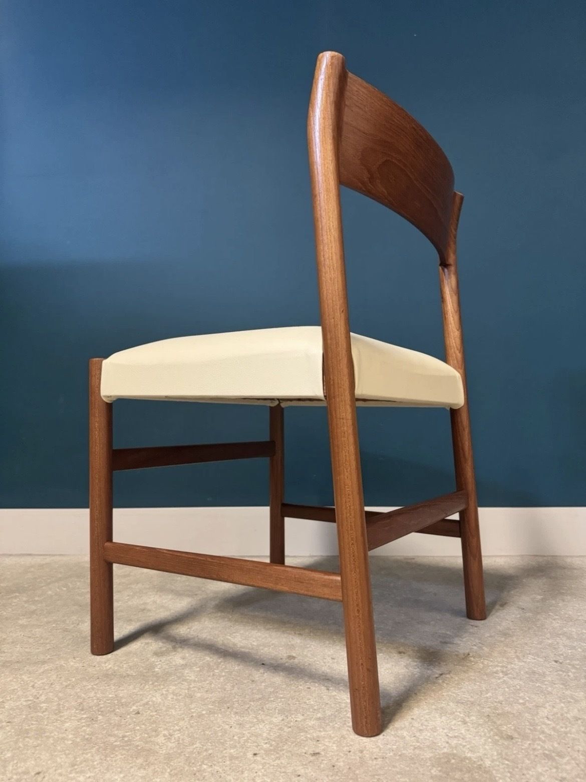 “Model 9” Dining Chairs Designed By Arne Halvorsen For L.Jacobsen Mobelsnekkeri photo buy