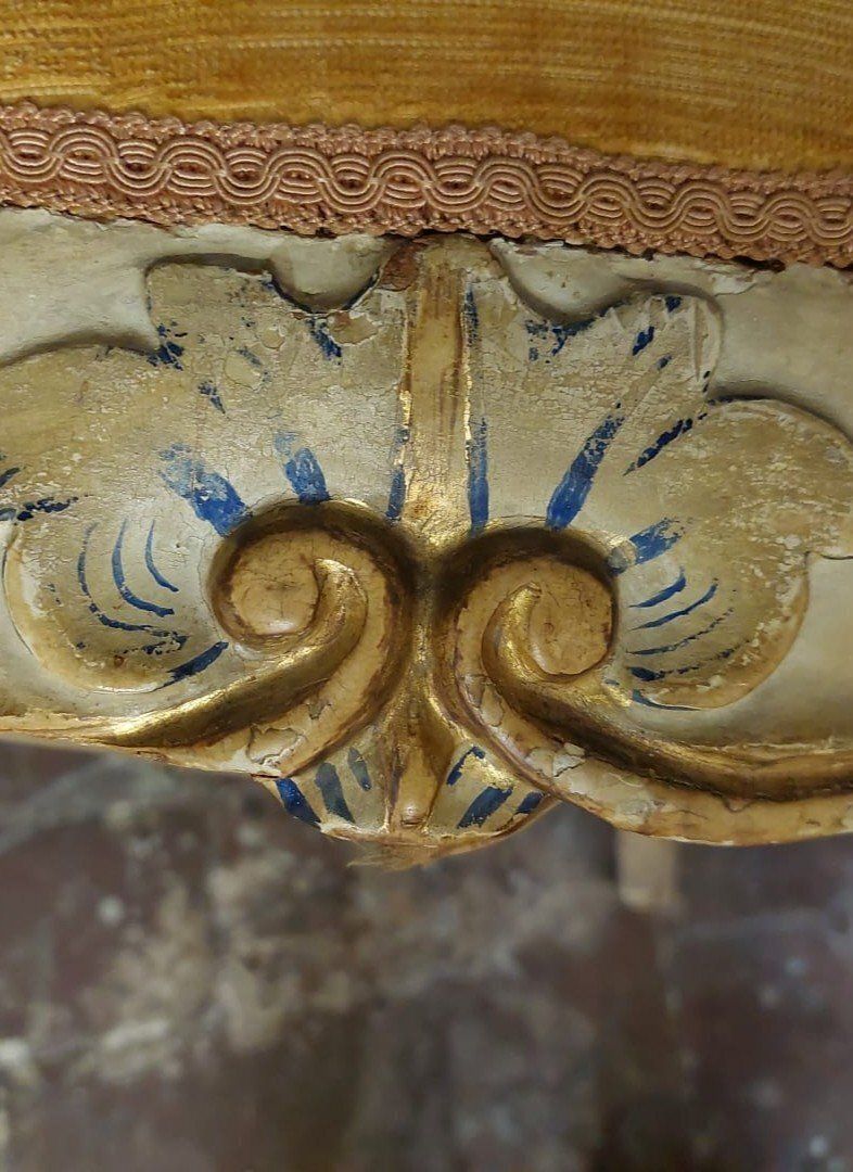 18th Century Antique Lacquered And Gilded Carved Wooden Armchair photo vinterior