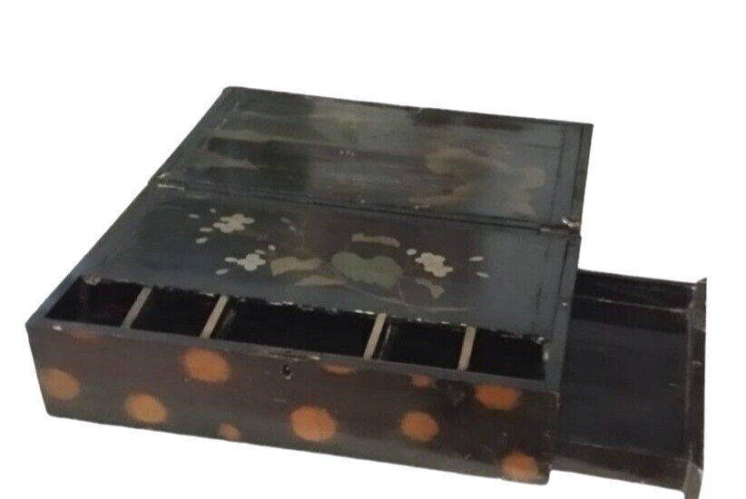 Napoleon III Painted Wood Casket With Chinoiserie And Mother Of Pearl Inlays photo furniture